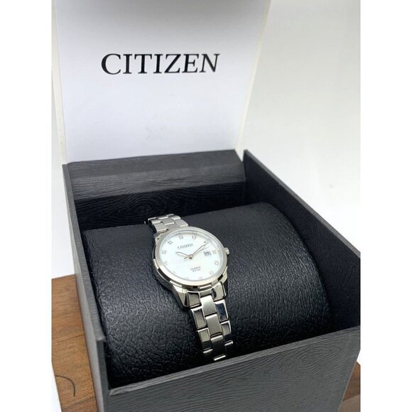 Citizen Women\'s Watch EU6070-51Y Quartz White Mother of Pearl Dial 28mm